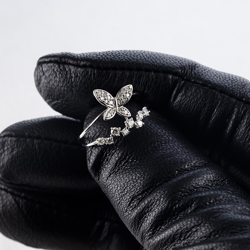 プラチナ リング 蝶 ダイヤモンド 0.30ct 2連 pt900 指輪 ピンキーリング 婚約指輪 バタフライ 人気 シンプル おしゃれ 送料無料 男女兼用 セール saleの画像