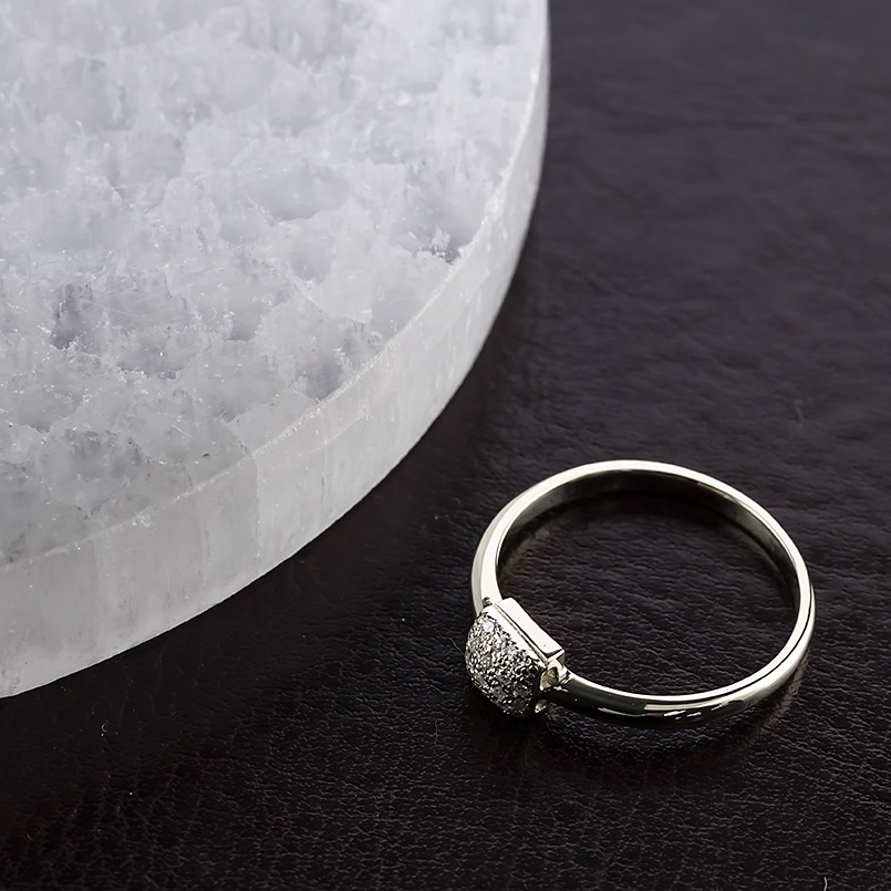 プラチナ パヴェ ピンキーリング ダイヤモンド 0.10ct レディース 太め pt900 スクエア 四角 指輪 ダイヤ リング 婚約指輪 シンプル 人気 送料無料 セール saleの画像