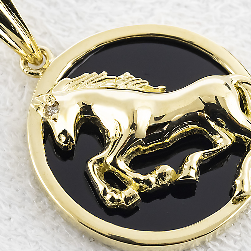 18金 馬 ネックレス トップ ダイヤモンド オニキス ペンダントトップ ゴールド 18k 金 メンズ ホース サークル シンプル あすつく 送料無料 セール saleの画像