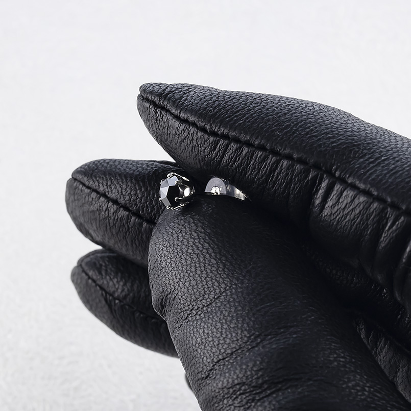 プラチナ ピアス ブラックダイヤ 1.0ct  メンズ ペア ローズカット 一粒 大粒 pt900 男性 スタッドピアス シンプル 人気 あすつく 送料無料 セール saleの画像