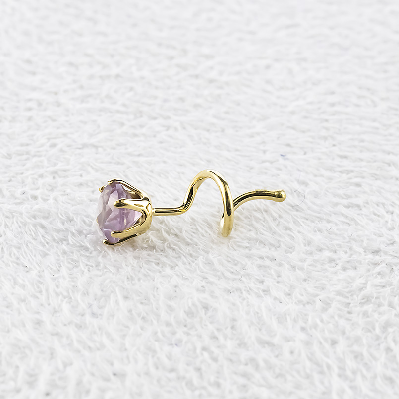 18金 ピアス ピンクスピネル ミルキー レディース 片耳 ゴールド 18k つけっぱなし 簡単装着 キャッチのいらないピアス キャッチナッシャー あすつく セールの画像