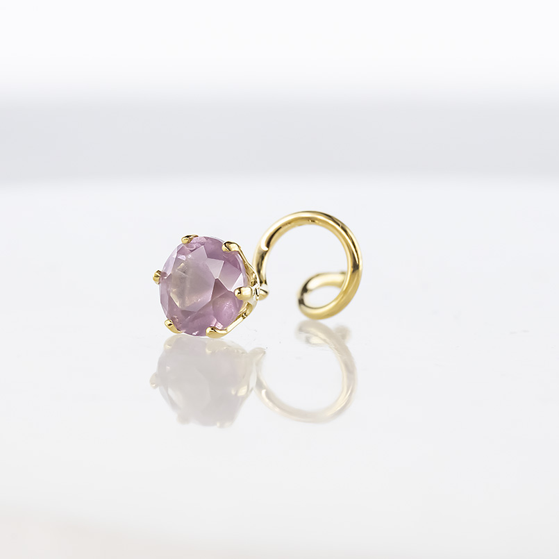 18金 ピアス ピンクスピネル ミルキー レディース 片耳 ゴールド 18k つけっぱなし 簡単装着 キャッチのいらないピアス キャッチナッシャー あすつく セールの画像