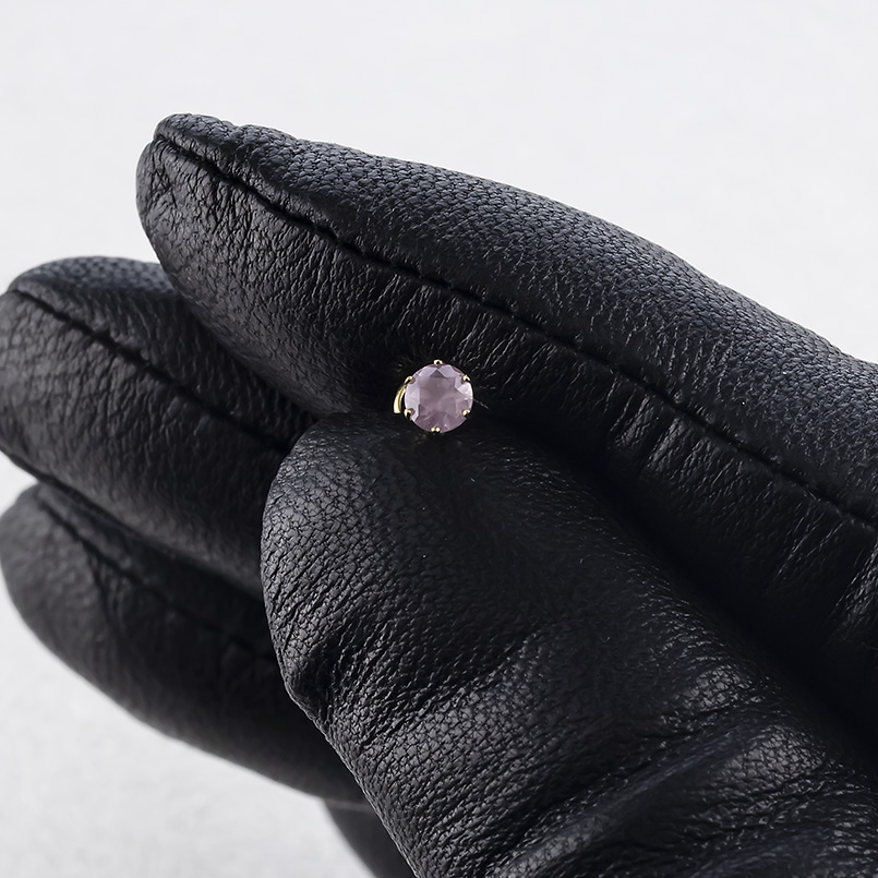 18金 ピアス ピンクスピネル ミルキー レディース 片耳 ゴールド 18k つけっぱなし 簡単装着 キャッチのいらないピアス キャッチナッシャー あすつく セールの画像