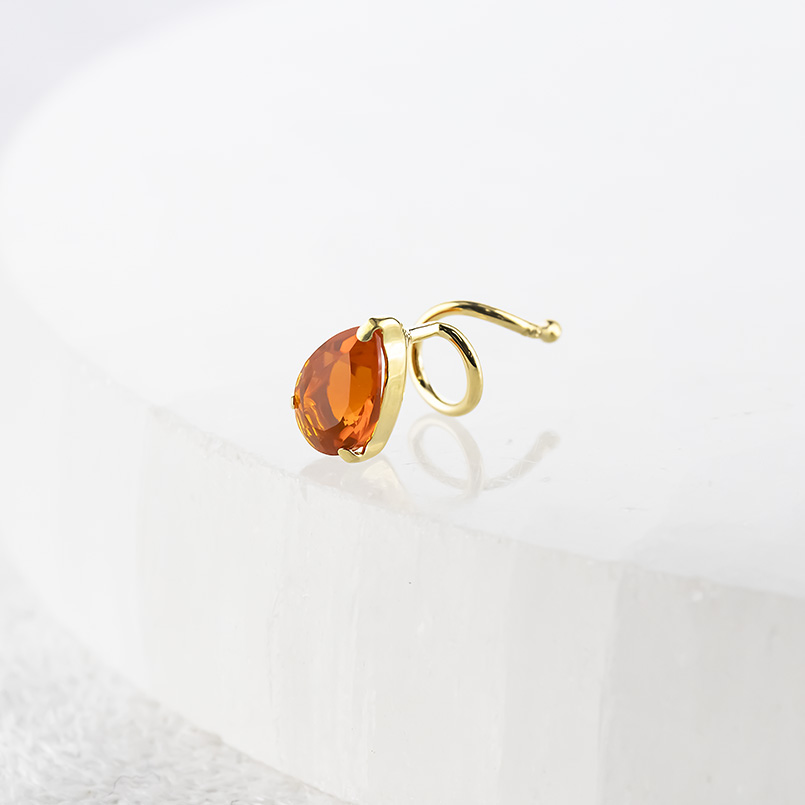 18金 ピアス ファイヤーオパール レディース 片耳 ゴールド 18k つけっぱなし 簡単装着 キャッチのいらないピアス キャッチナッシャー ツユ あすつく セールの画像