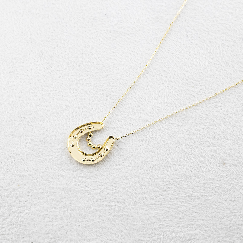 18金 ネックレス 馬蹄 ダイヤモンド ペンダントトップ レディース 大ぶり ゴールド 18k 小豆 チェーン スライド式 ホースシュー あすつく 送料無料 セールの画像