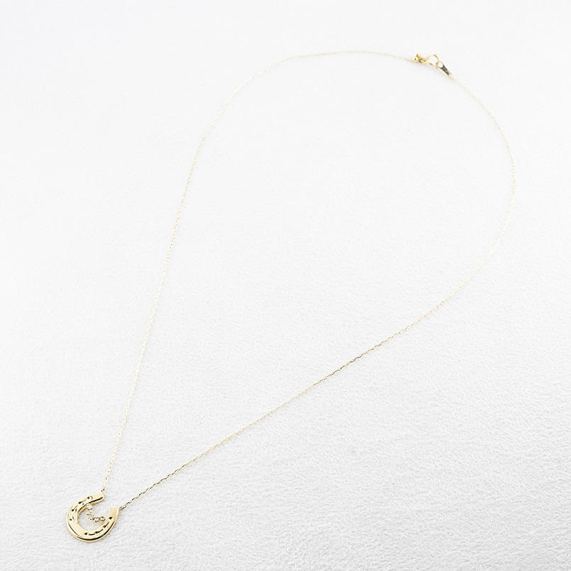 18金 ネックレス 馬蹄 ダイヤモンド ペンダントトップ レディース 大ぶり ゴールド 18k 小豆 チェーン スライド式 ホースシュー あすつく 送料無料 セールの画像