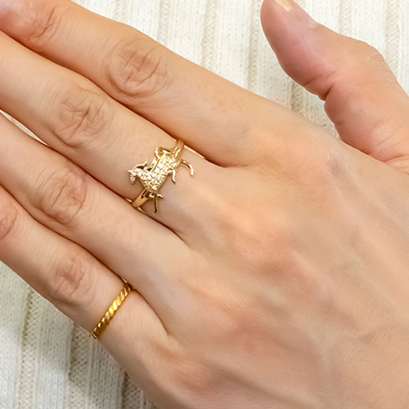 18金 リング 馬 ホース ダイヤモンド 0.10ct メンズ 幅広 太め ゴールド 18K 幅広 指輪 ピンキーリング 婚約指輪 お守り シンプル 人気 送料無料 セール saleの画像