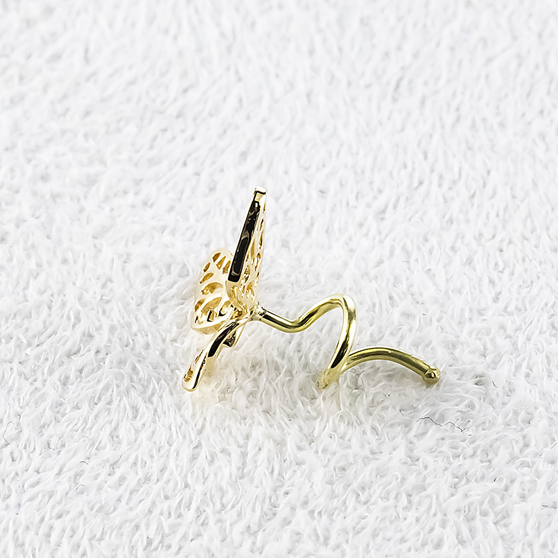 18金 ピアス 蝶 レディース 片耳 ゴールド 18k つけっぱなし 簡単装着 キャッチのいらないピアス キャッチナッシャー バタフライ 地金 あすつく 送料無料 セールの画像