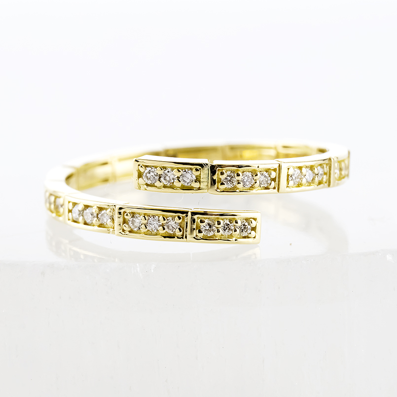 18金 リング ダイヤモンド 0.2ct フリーサイズ 形状記憶 簡単着脱 レディース スパイラル ゴールド 18k イエローゴールドk18 あすつく 送料無料 セール saleの画像