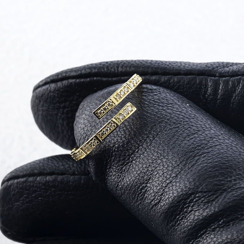 18金 リング ダイヤモンド 0.2ct フリーサイズ 形状記憶 簡単着脱 レディース スパイラル ゴールド 18k イエローゴールドk18 あすつく 送料無料 セール saleの画像
