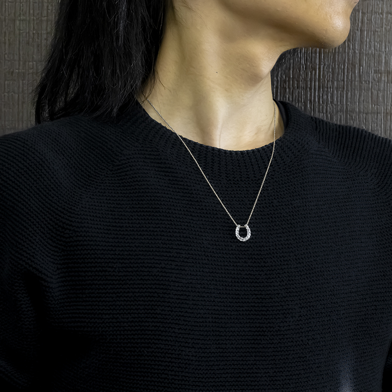 プラチナ ネックレス トップ メンズ pt999 造幣局検定刻印付 馬蹄 ペンダントトップ ハワイアンジュエリー 蹄鉄 ホースシュー 純プラチナ 送料無料 セール saleの画像