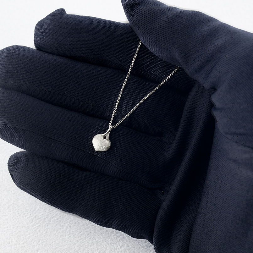 プラチナ ペンダントトップ pt999 造幣局検定刻印付 ネックレス トップ ハート レディース 純プラチナ 人気 お守り シンプル あすつく 送料無料 セール saleの画像
