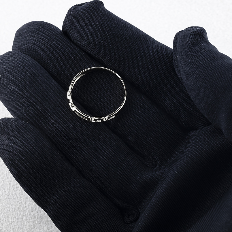 プラチナ リング レディース pt900 細め 指輪 普段使い ピンキーリング 婚約指輪 ブロックチェーン シンプル おしゃれ 人気 ストレート 送料無料 セール saleの画像