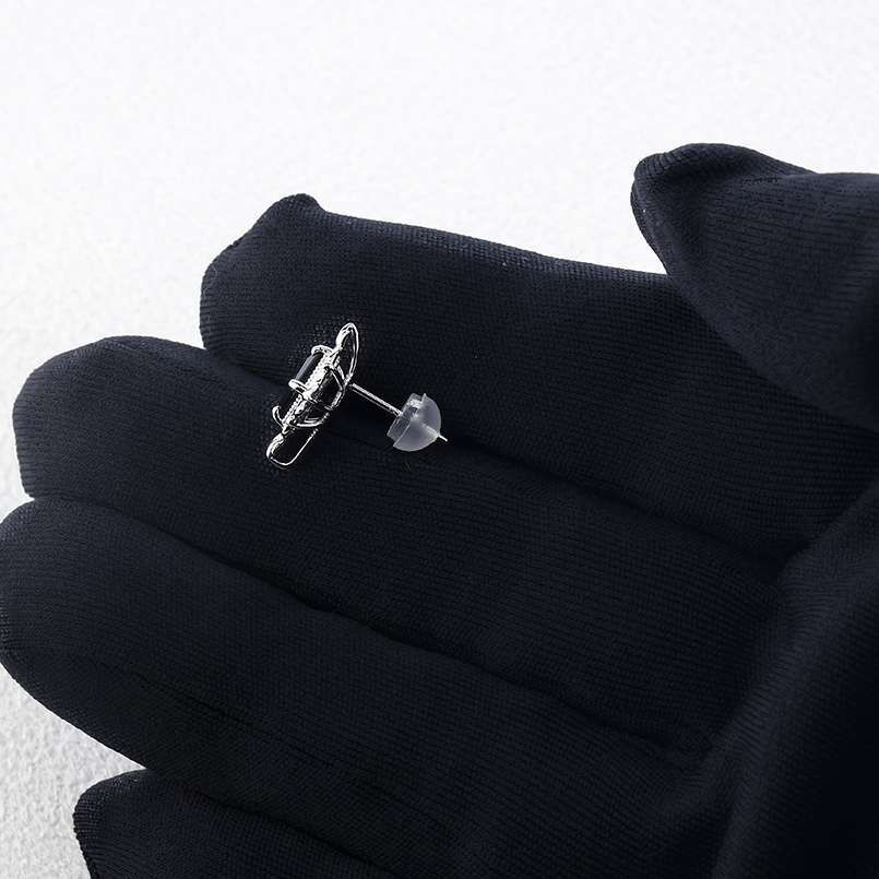 プラチナ ピアス オニキス メンズ 片耳 pt900 大きめ 四角 ひし形 シンプル オニキスピアス シンプル おしゃれ 人気 あすつく 送料無料 saleの画像