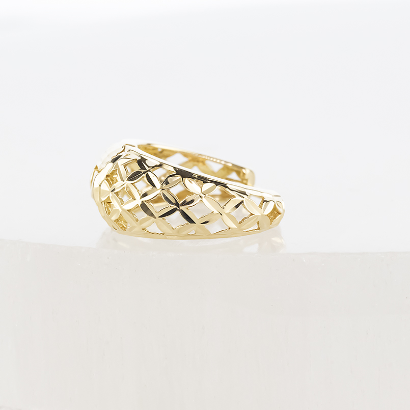 18金 フープピアス 片耳 レディース 透かし 幅広 太め 中折れ式 ゴールド 18k ピアス イエローゴールドk18 シンプル 人気 おしゃれ あすつく 送料無料 セールの画像
