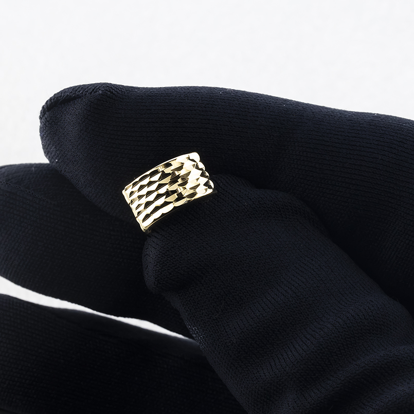 18金 フープピアス 幅広 太め メンズ 片耳 ゴールド 18k 地金 普段使い イエローゴールドk18 カット シンプル おしゃれ 人気 あすつく 送料無料 セール saleの画像