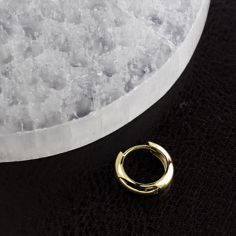 18金 フープピアス メンズ 片耳 甲丸 ゴールド 18k 地金 普段使い 小さめ 太め イエローゴールドk18 シンプル おしゃれ 人気 あすつく 送料無料 セール saleの画像