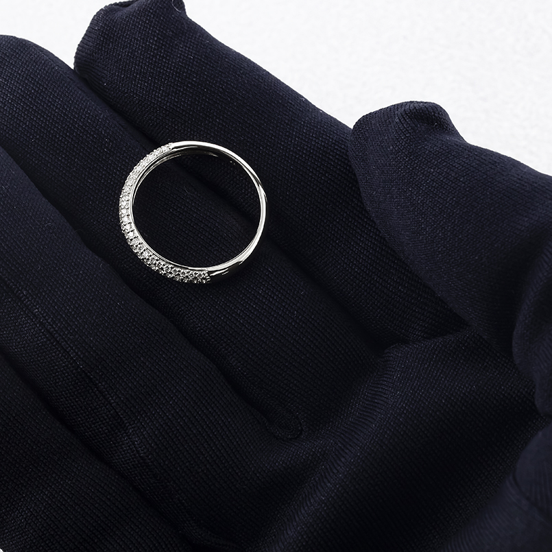 プラチナ ピンキーリング ダイヤモンド 0.3ct 甲丸 パヴェ レディース pt900 指輪 普段使い リング 婚約指輪 シンプル 人気 おしゃれ 送料無料 セール saleの画像