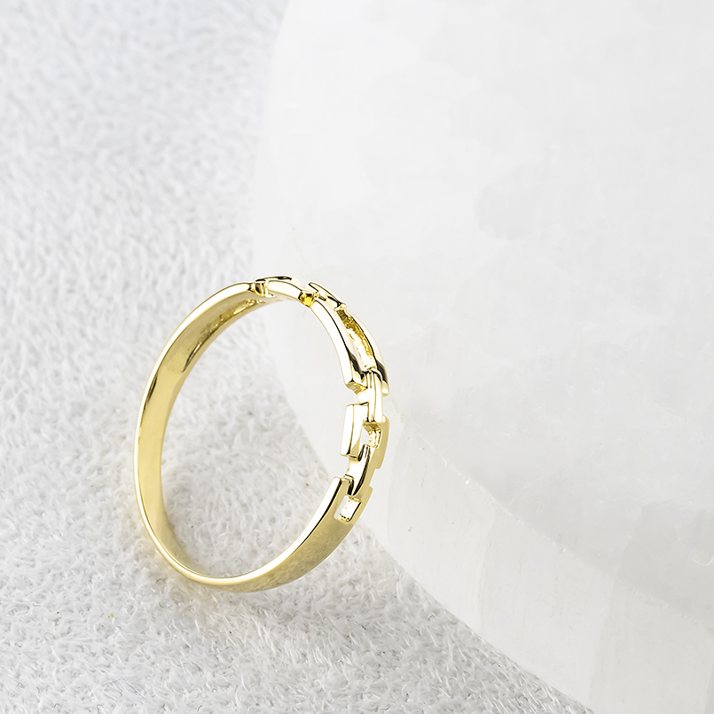 18金 リング レディース ゴールド 18k 細め 指輪 普段使い ピンキーリング 婚約指輪 ブロックチェーン シンプル おしゃれ 人気 ストレート 送料無料 セール saleの画像