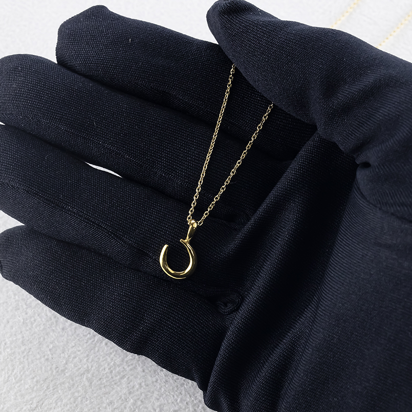 24金 馬蹄 ネックレス トップ 純金 造幣局検定刻印 ペンダントトップ レディース 金 ゴールド 24k お守り 蹄鉄 ホースシュー あすつく 送料無料 セール saleの画像