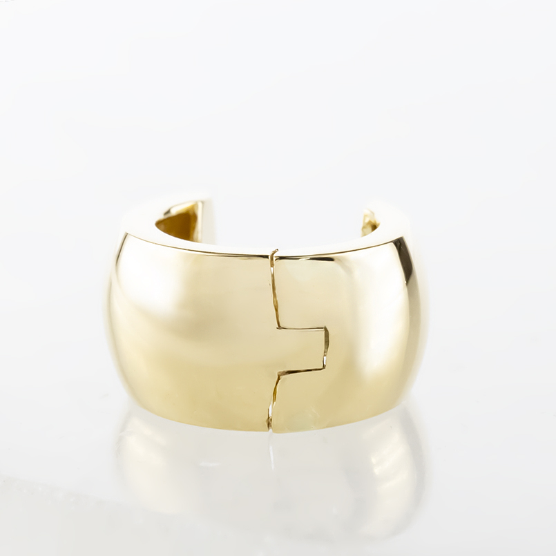 18金 フープピアス 片耳 レディース 幅広 太め 中折れ式 ゴールド 18k ピアス イエローゴールドk18 シンプル 人気 おしゃれ あすつく 送料無料 セールの画像