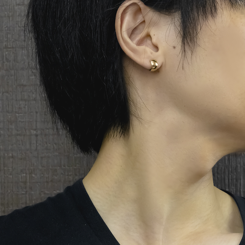 18金 フープピアス 片耳 レディース 幅広 太め 中折れ式 ゴールド 18k ピアス イエローゴールドk18 シンプル 人気 おしゃれ あすつく 送料無料 セールの画像