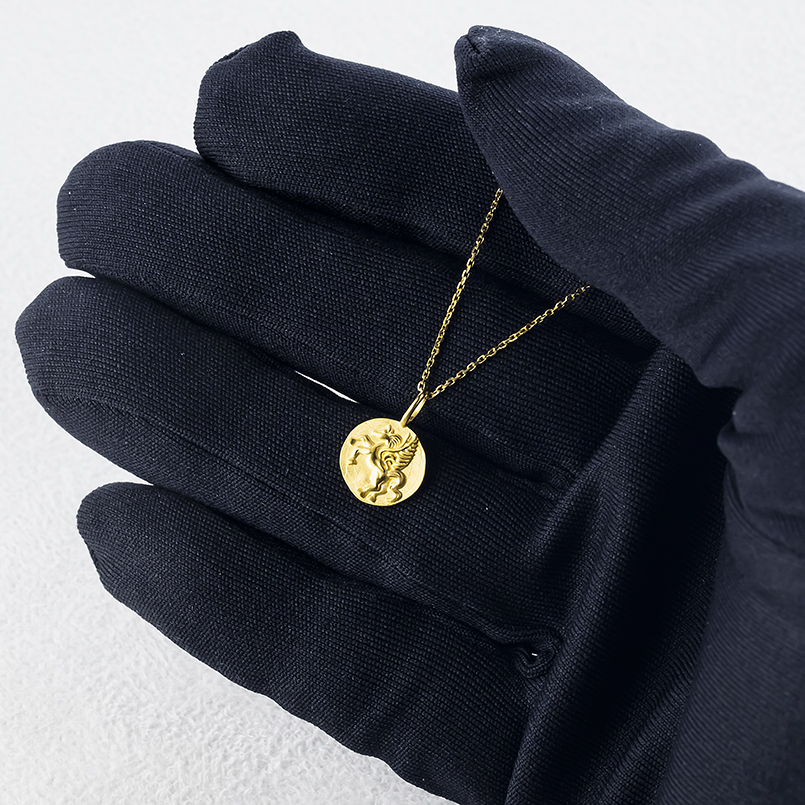 24金 ネックレス トップ 純金 ペガサス スモールメダル 造幣局検定刻印 ペンダントトップ ゴールド 24k 金 地金 人気 男女兼用 あすつく 送料無料 セール saleの画像