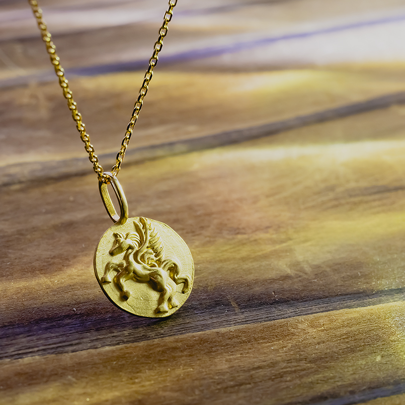 24金 ネックレス トップ 純金 ペガサス スモールメダル 造幣局検定刻印 ペンダントトップ ゴールド 24k 金 地金 人気 男女兼用 あすつく 送料無料 セール saleの画像
