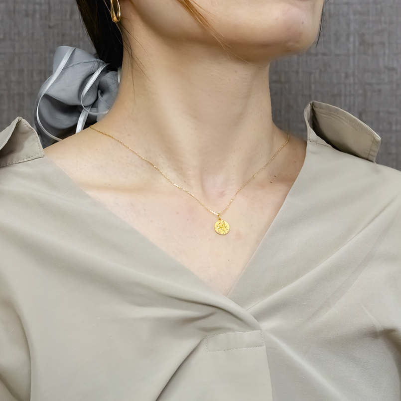 24金 ネックレス トップ 純金 ペガサス スモールメダル 造幣局検定刻印 ペンダントトップ ゴールド 24k 金 地金 人気 男女兼用 あすつく 送料無料 セール saleの画像