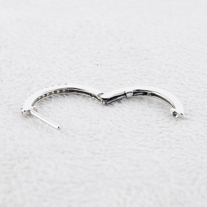 プラチナ フープピアス ダイヤモンド 0.1ct レディース 普段使い pt900 リングピアス シンプル おしゃれ 人気 あすつく 送料無料 セール saleの画像