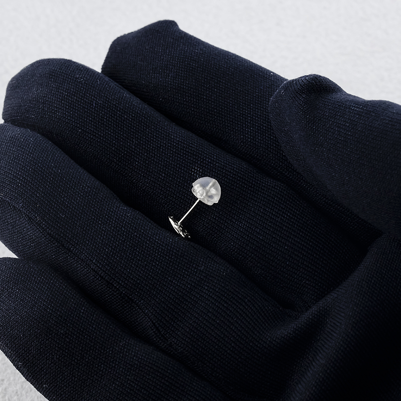 プラチナ ピアス ダイヤモンド 0.05ct 片耳 ドロップ レディース pt900 ツユ 雫 ティアドロップ シンプル 普段使い おしゃれ あすつく 送料無料 セール saleの画像