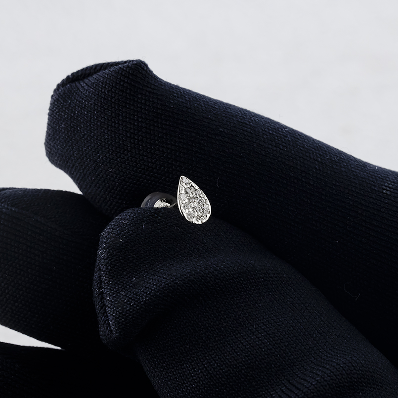 プラチナ ピアス ダイヤモンド 0.05ct 片耳 ドロップ レディース pt900 ツユ 雫 ティアドロップ シンプル 普段使い おしゃれ あすつく 送料無料 セール saleの画像