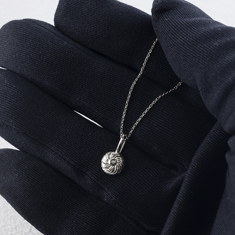プラチナ ネックレス トップ pt999 ラウンド ペンダントトップ 造幣局検定刻印付 ダイヤモンド レディース 純プラチナ お守り あすつく 送料無料 セール saleの画像