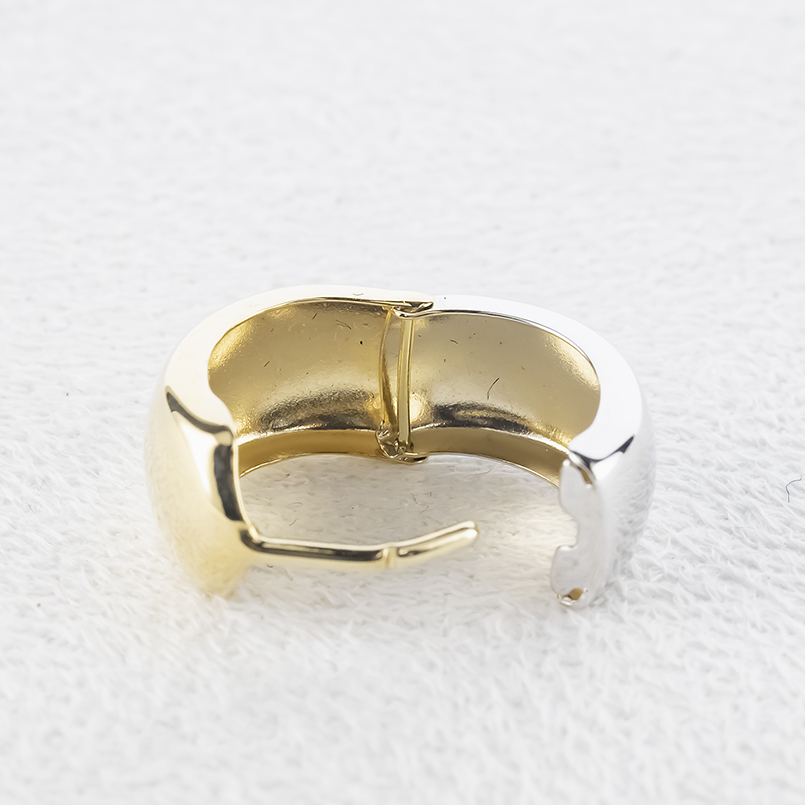 18金 フープピアス 片耳 レディース 中折れ式 幅広 大ぶり コンビ リバーシブル ゴールド 18k ピアス イエロー ホワイト 地金 あすつく 送料無料 セール saleの画像