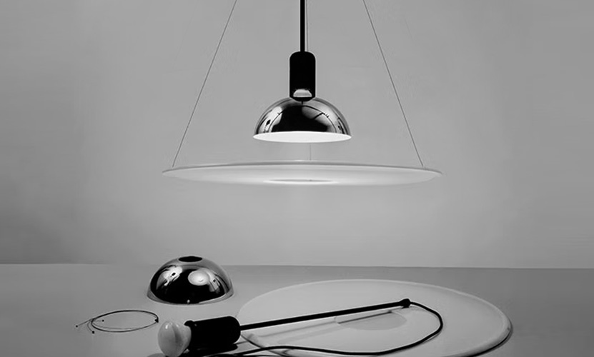 FLOS フロス FRISBI JP フリスビー ペンダントランプ カラー：クローム