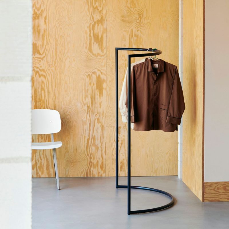 hay-colour-rack-c-img1.jpg