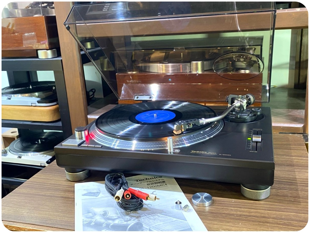 Technics（テクニクス） レコードプレーヤー Technics SL-1200MK4