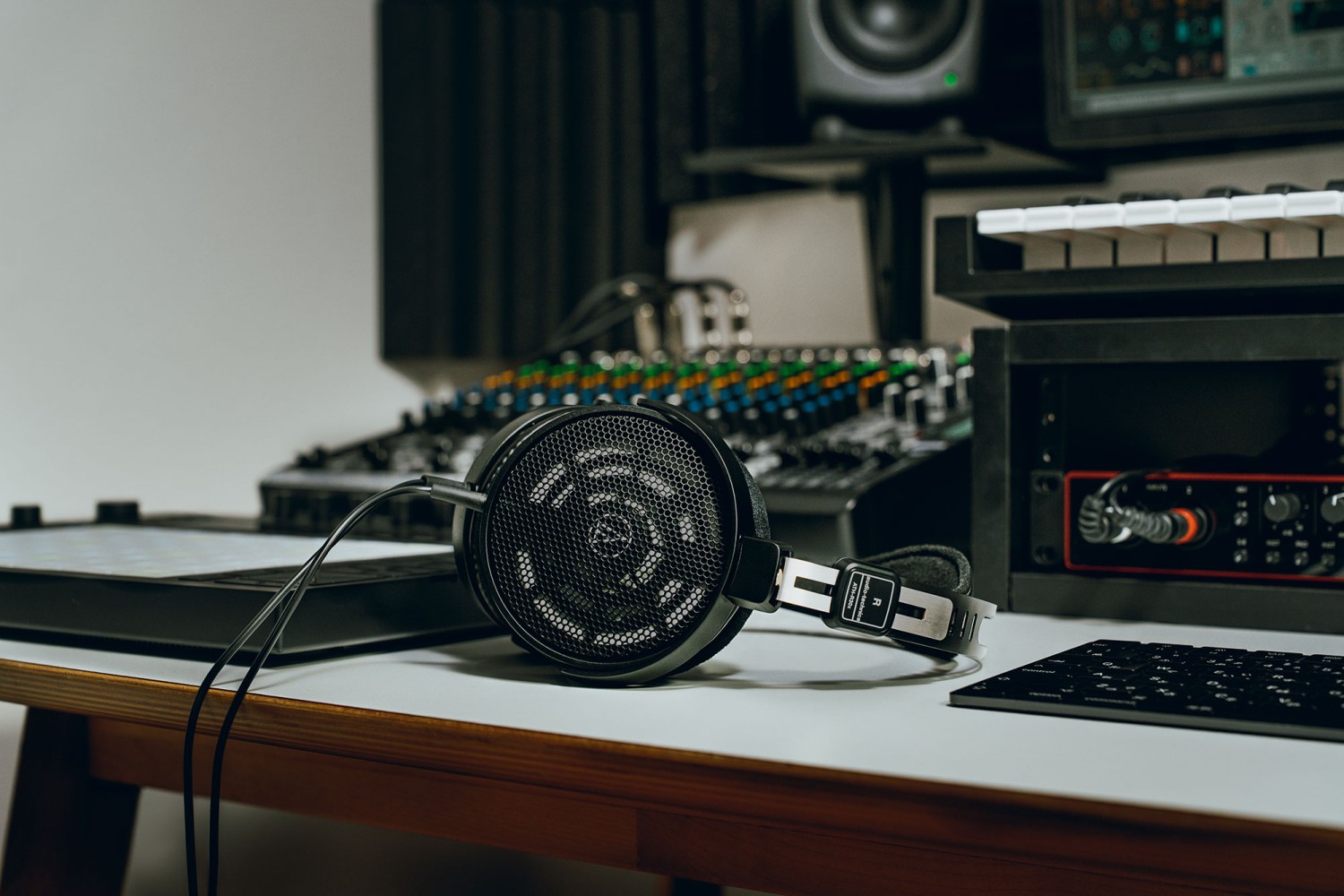オーディオテクニカ ATH-R30x プロフェッショナルオープンバック