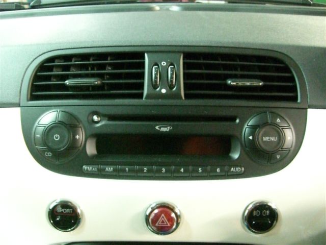 フィアット　FIAT 純正　2DIN ナビ　Bluetooth オーディオ 純正 Uconnectのお話し…｜フィアット／アバルト奈良スタッフブログ