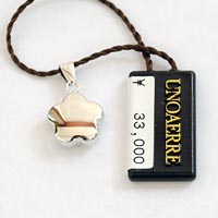 UNOAERRE（ウノアエレ） ウノアエレ【UNOAERRE】K18 ホワイトゴールド