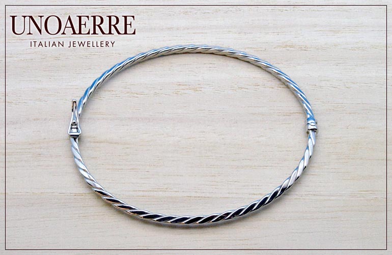 【新品】ウノアエレK18WGバングル UNOAERRE（ウノアエレ） ウノアエレ【UNOAERRE】K18ホワイトゴールド