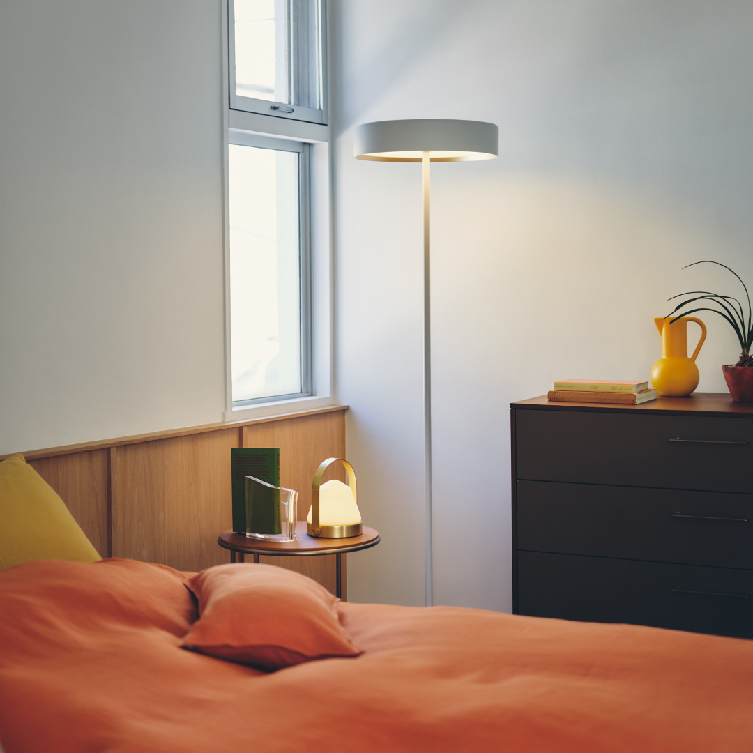 ARTWORKSTUDIO フロアランプ Glow LED-floor lamp｜ARTWORKSTUDIO公式