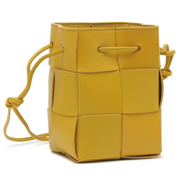 BOTTEGA VENETA（ボッテガ・ヴェネタ） ショルダーバッグ カセット