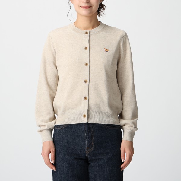 MAISON KITSUNÉ メゾンキツネ　クルーネックカーディガン　ベージュ メゾンキツネ MAISON KITSUNE カーディガン（Beige） - ファッション