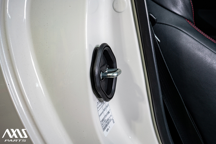 86 トヨタ GR86(型式：ZN8) スバル BRZ(型式：ZD8)用ドアストライカー