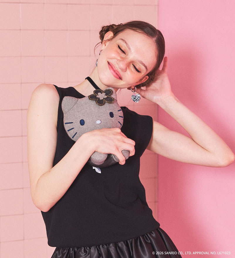 SOMETHING × ハローキティ  オールデニム ぬいぐるみ サムシング HELLO KITTY 人形 コラボ QNAK20-0001の画像