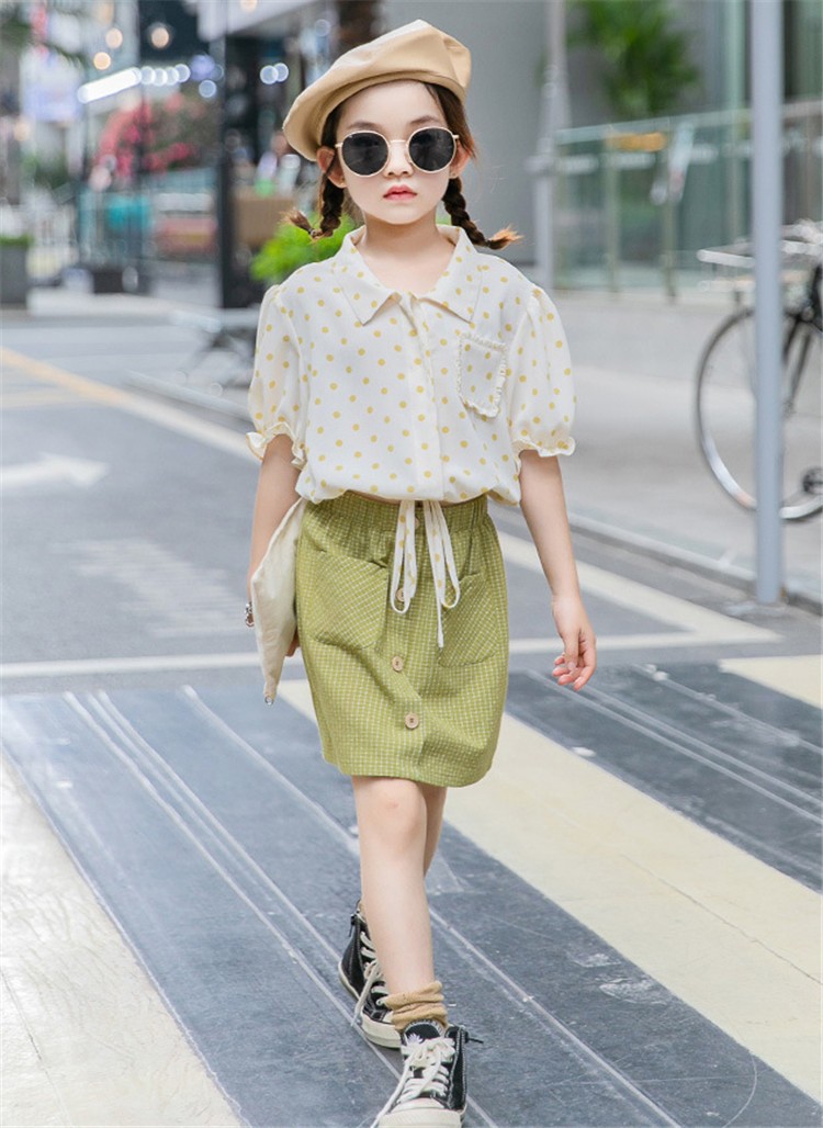 子供服 セットアップ キッズ 女の子 夏 上下セット 半袖 純色 Tシャツ 水玉柄 七分丈パンツ ジュニア服 カジュアル 可愛い おしゃれ お出かけ 普段着 通学着 2色 有名ブランド 子供服 セットアップ キッズ 女の子 夏 上下セット 半袖 純色 Tシャツ 水玉柄 七分丈パンツ ジュニア服 カジュアル 可愛い おしゃれ お出かけ 普段着 通学着 2色 有名ブランド