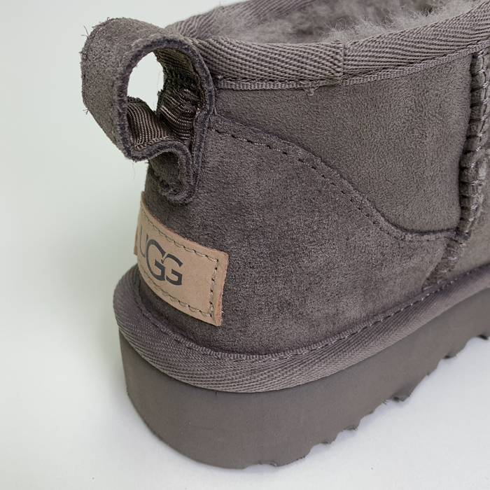 【BONUS ストア+5％】アグ ショートブーツ モコモコ 暖か CLASSIC ULTRA MINI レディース 1116109 UGG｜b-3｜13