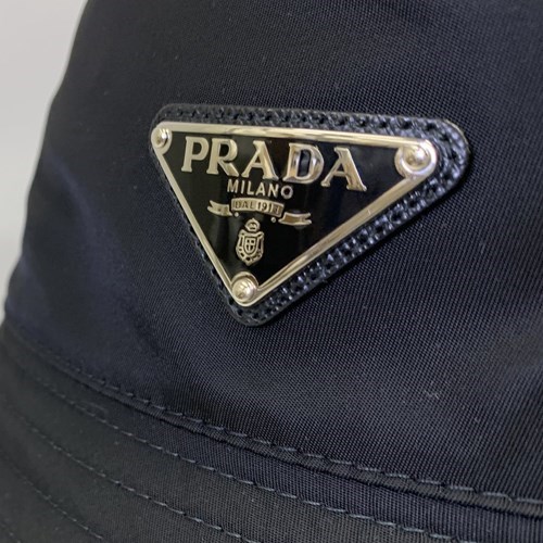 PRADA（プラダ） 【6/27-29ポイント5倍】PRADA 人気 Re-Nylon バケット