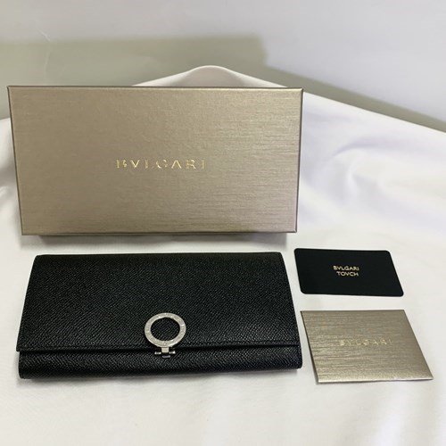 BVLGARI（ブルガリ） 財布 長財布 レザー ジップウォレット レディース